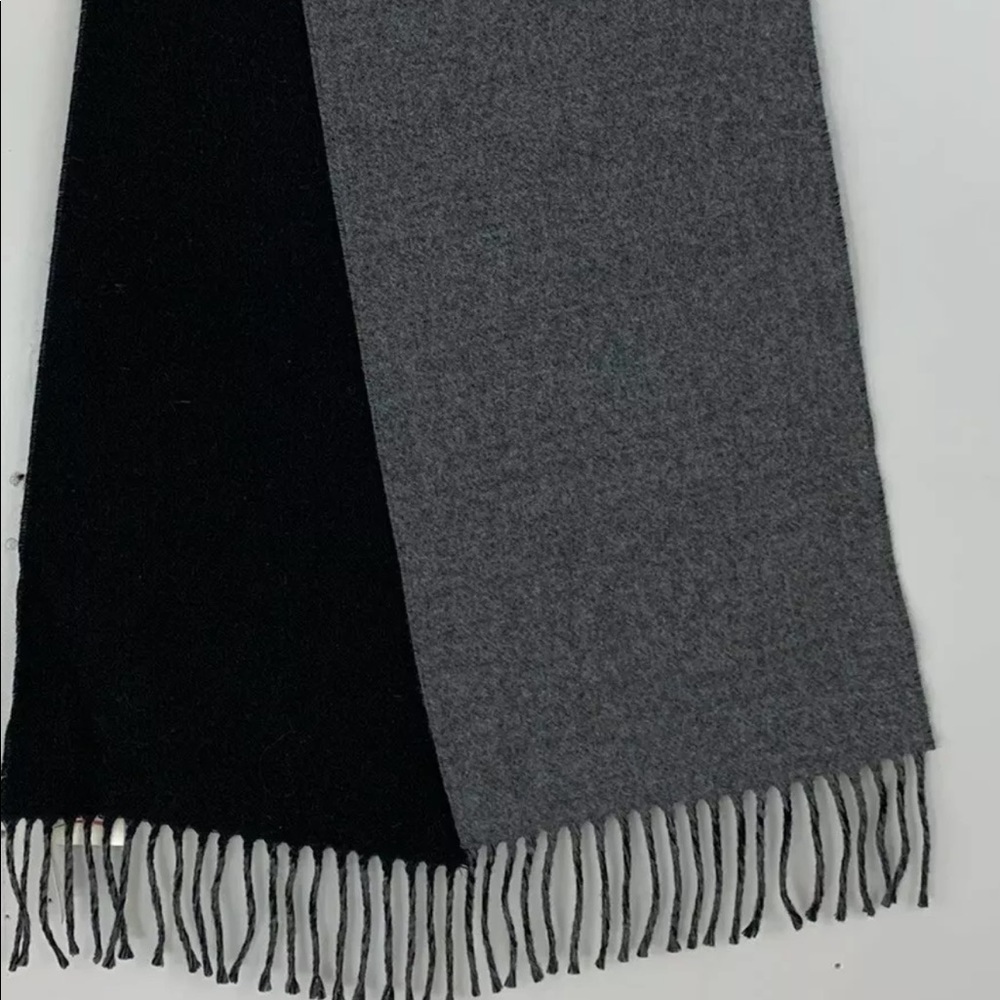 Champs scarf